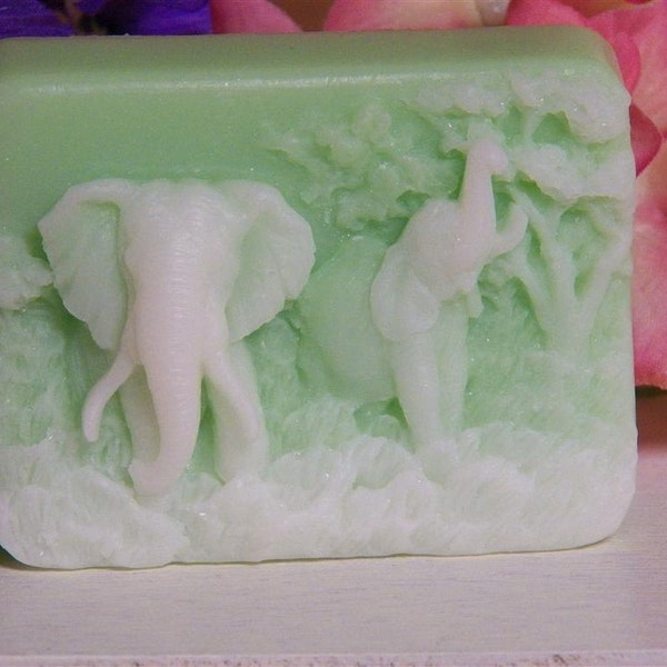 Beautiful elephants soap scented in Green Tea elephant decorative gifts Africa beautiful animals tree tusks soap design scented joy