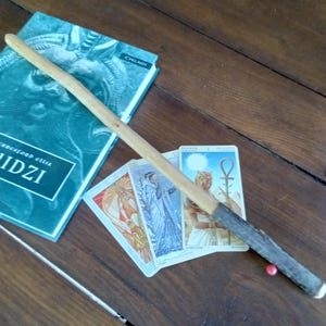 Alder Wand, Magic Wand, Witchcraft Wand, Wand perfect for rituals and spells, Wiccan wand, Witch Wand, Powerful divination wand.