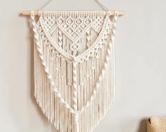 White Macrame Wall Hanging, Boho Woven Tapestry Decor for Bedroom Nursery