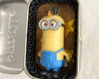 Mini Minon Shrine, Despicable Me, magnetic