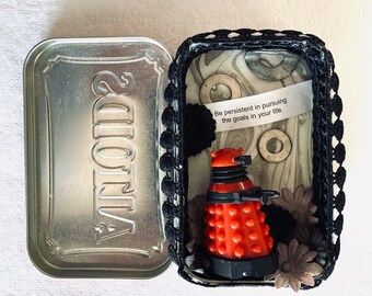 Little Dalek Shrine, Doctor Who, magnetic