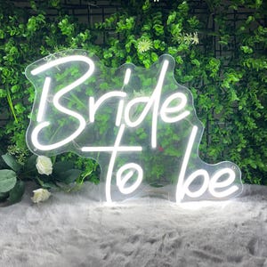 Placa de neon para noiva, luz neon para chá de panela, placa de neon para casamento, cenário para noiva, arte de parede para festa de noivado, presente personalizado para noiva