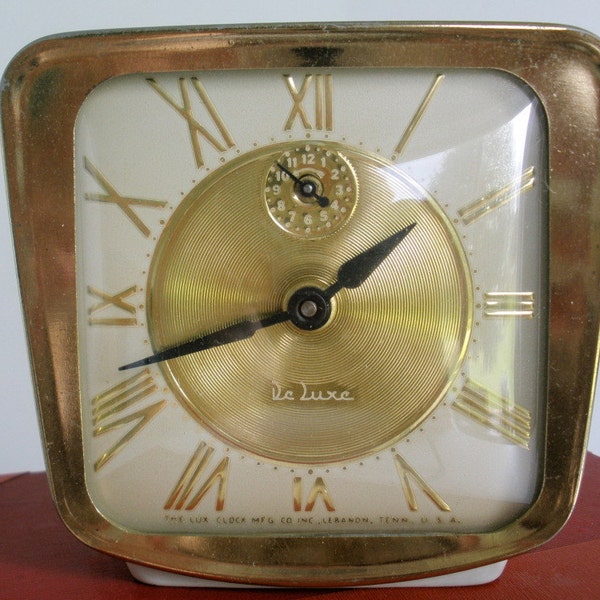 Vintage Lux Mid Century Wind Up Clock