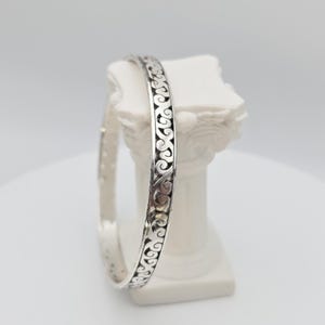 BRIGHTON "Uluwatu" Bracelet Narrow Bangle Scrollwork Silver Plate 8" FREE HIP!!