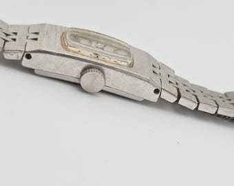 Vtg SEIKO Ladies Watch 1520-3339 Manual Wind Analog Silver 