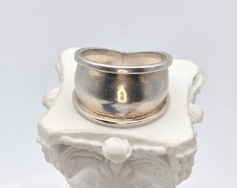 Vintage Sattel-Manschette Bandring 925 Sterling Silber 14 mm Tapered Rimmed Größe 7,5