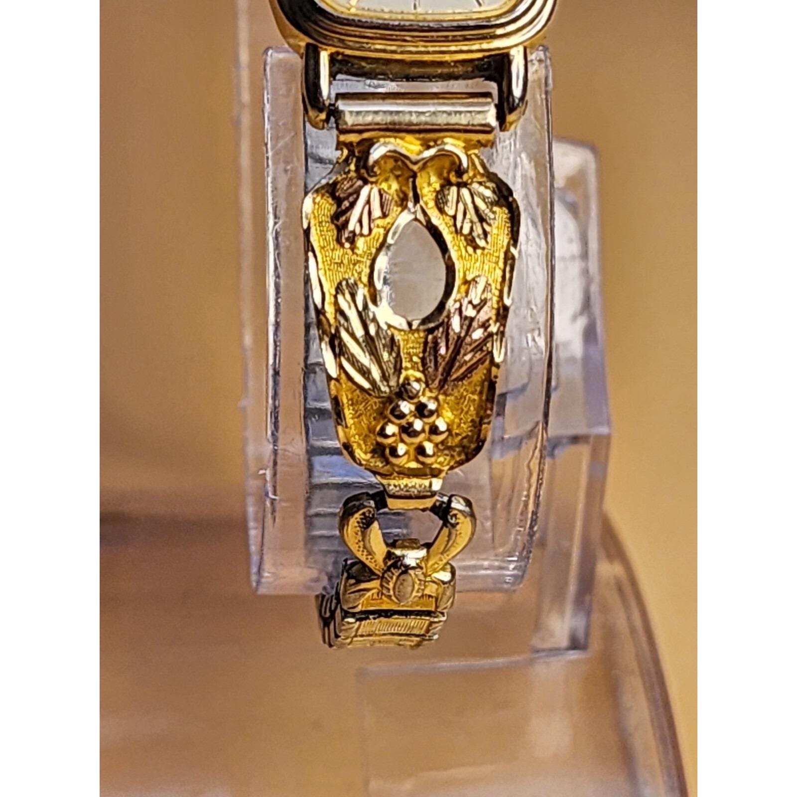 Vintage SEIKO Watch STAMPER Signed 10k Black Hills Gold  display picture 3