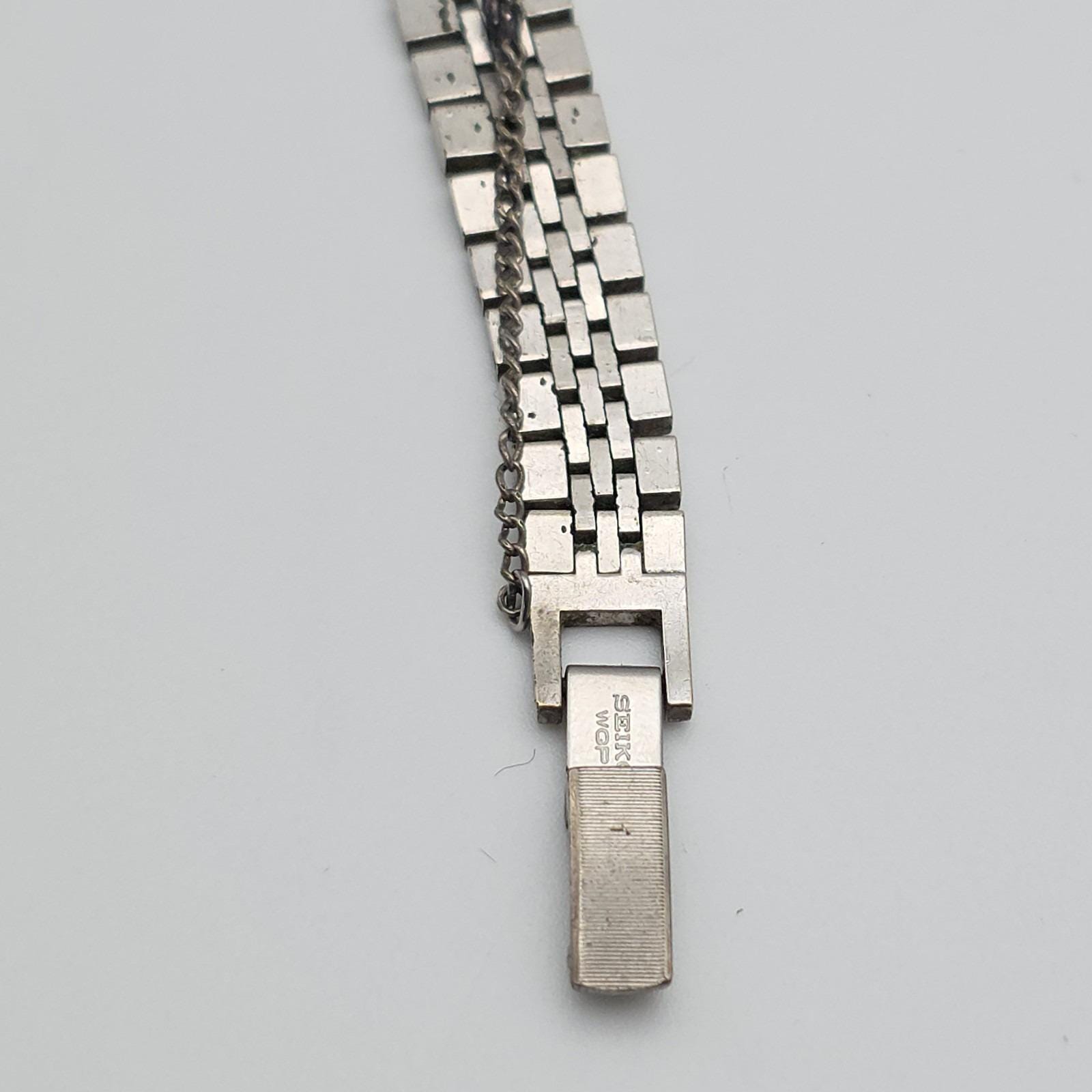 Vtg SEIKO Ladies‎ Watch 1520-3339 Manual Wind Analog Silver Tone Band Dainty Vtg SEIKO Ladies Watch 1520-3339 Manual Wind Analog Silver  main image 3