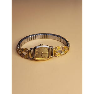 Vintage PASSAGES Ladies Watch Gold Plated Bracelet New  display picture 3