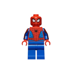 Peut inclure: Une figurine Lego de Spider-Man. La figurine a une tête et un torse rouges avec un emblème d'araignée noire. Les bras sont bleus avec des mains rouges et les jambes sont bleues. Les yeux sont blancs.
