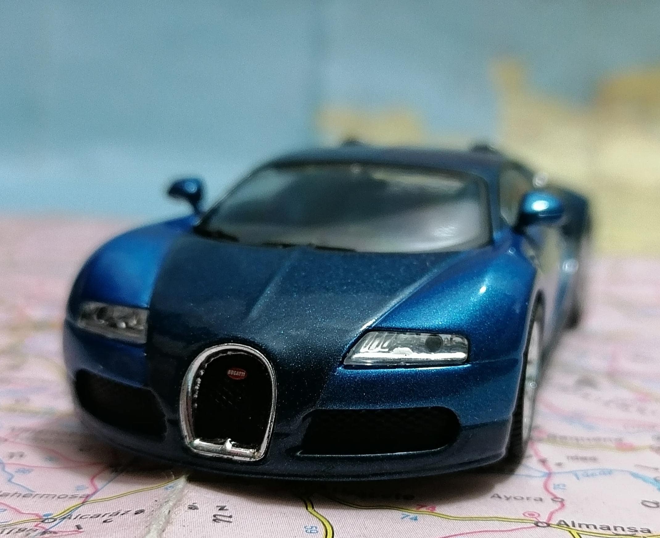 Bugatti model Italia