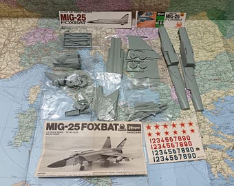 MIG 25 Foxbat, Vintage 1/72 Model Kit Hasegawa, Shizuoka Made in