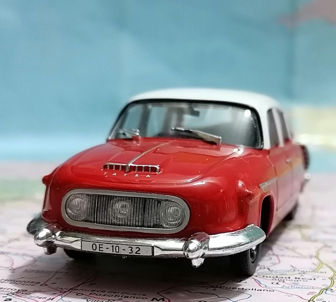 TATRA 1/43 タトラ T603 TATRA 603-1 1959、ヴィンテージダイキャスト1:43スケールモデル、新品