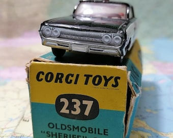 Corgi Toys 237 Oldsmobile Super 88 échelle 1:43 - Bon état