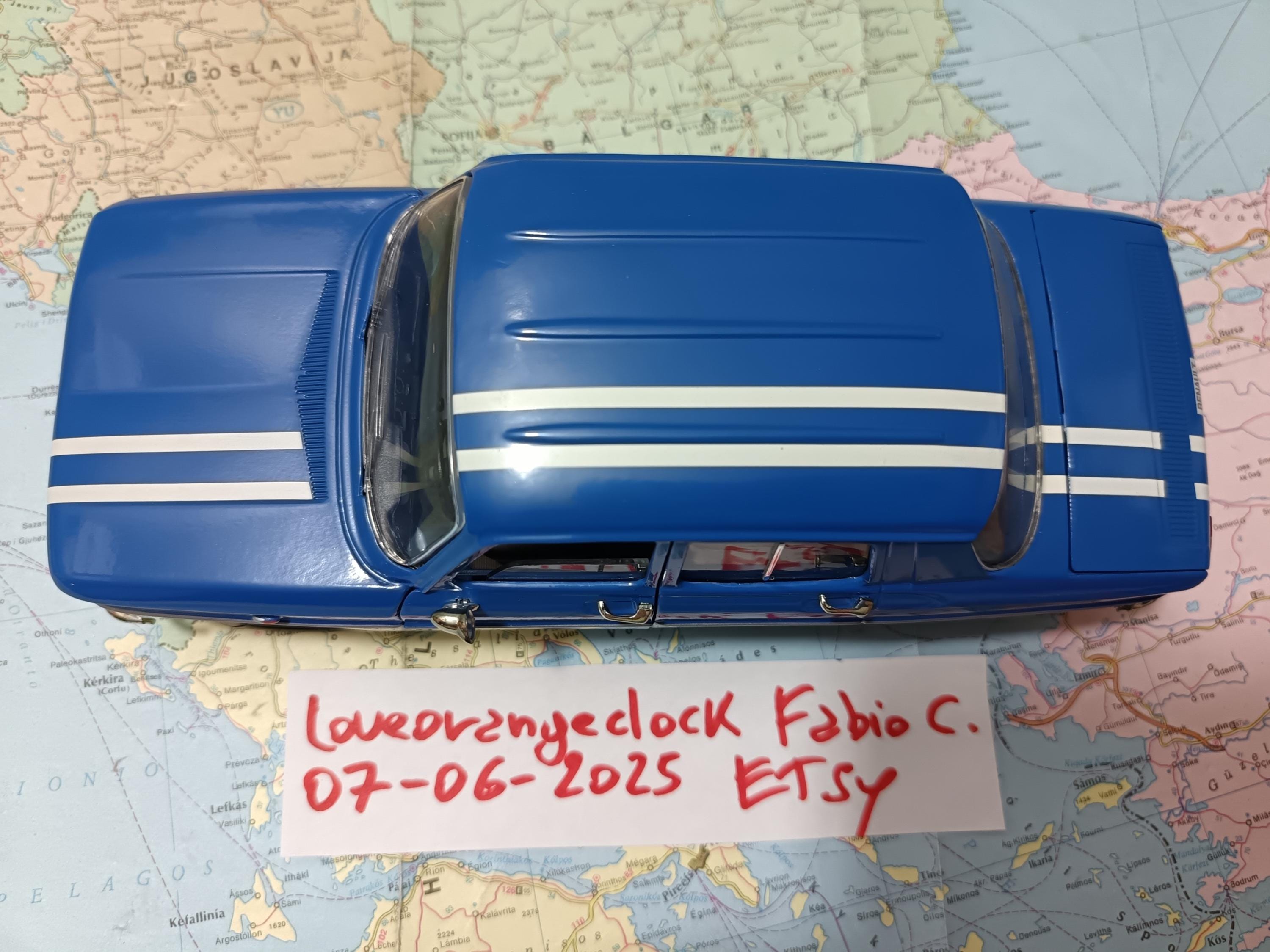 ルノー 8 ゴルディーニ、ヴィンテージ ダイキャスト 1:18 スケール