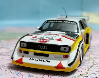 1/18 アウディA8 4.2 TDI カスタム 1/18 アウディA8 4.2 TDI カスタム