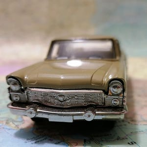 【旧ソ連製】　ガズ　１３ ダイキャスト ussr Gaz chaika 13 - Etsy 日本