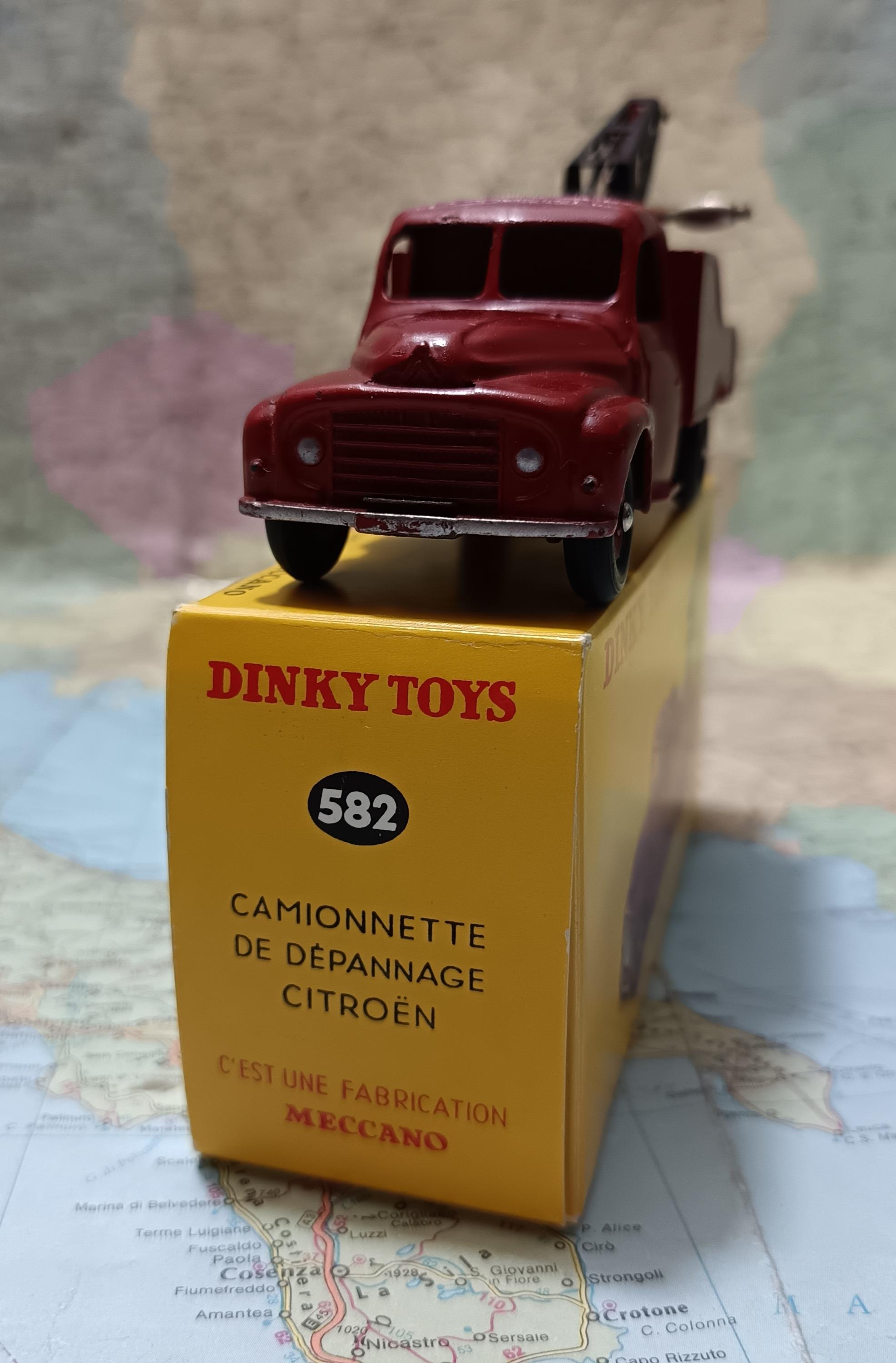 Camion Citroën U23 Dinky Service - Miniature DINKY TOYS N°582 1/43 - Neuf Sans Boîte