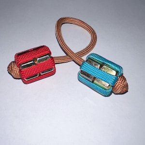 Flippy Things Paracord Begleri (6in)