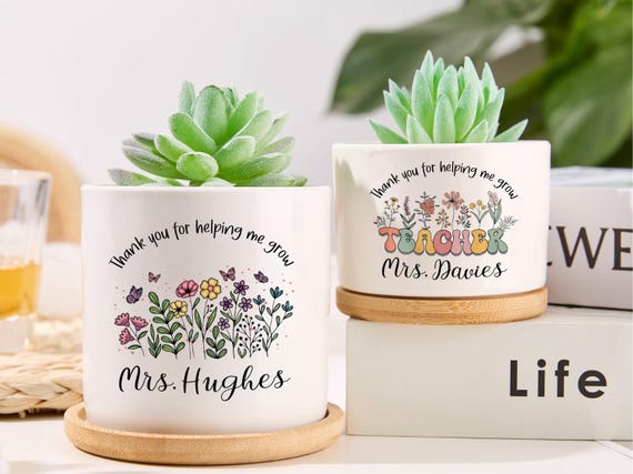 Custom Teacher Plant Pot, Flower Pot For Teacher,Gift for Teacher,Mini Flower Planter Pot,Thank You For Helping Me Grow,Thank You Gift