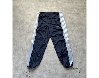 Adidas Track Pant Joggers Hose Herren Gr. L blau marine mit großem Logo