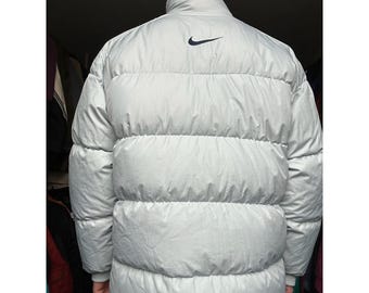 Nike down puffer grey jacket mens size M winter outdoor