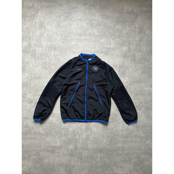 nike black and blue windbreaker