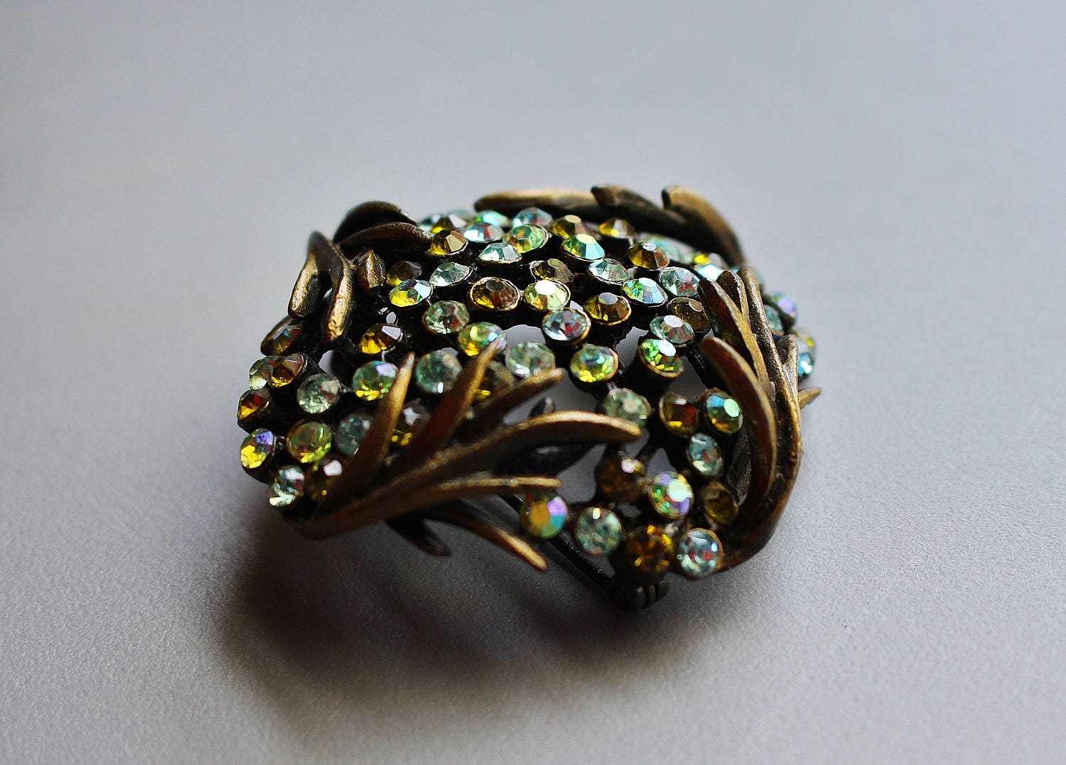 Vintage Retro KARU Signed Costume Jewelry Blue and Green Brass Tone