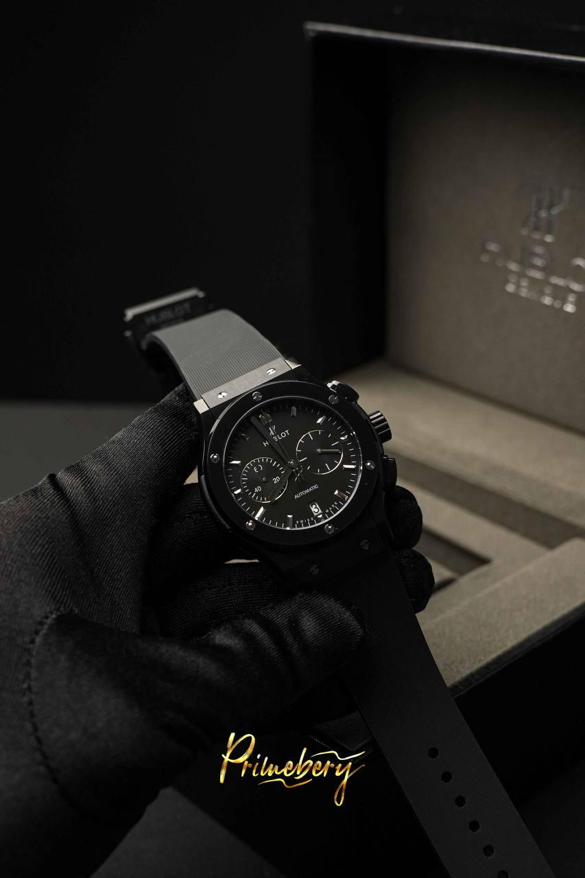 Authentic Automatic Watch – Stainless Steel Case, Rubber Strap, Timeless Style for Modern Men