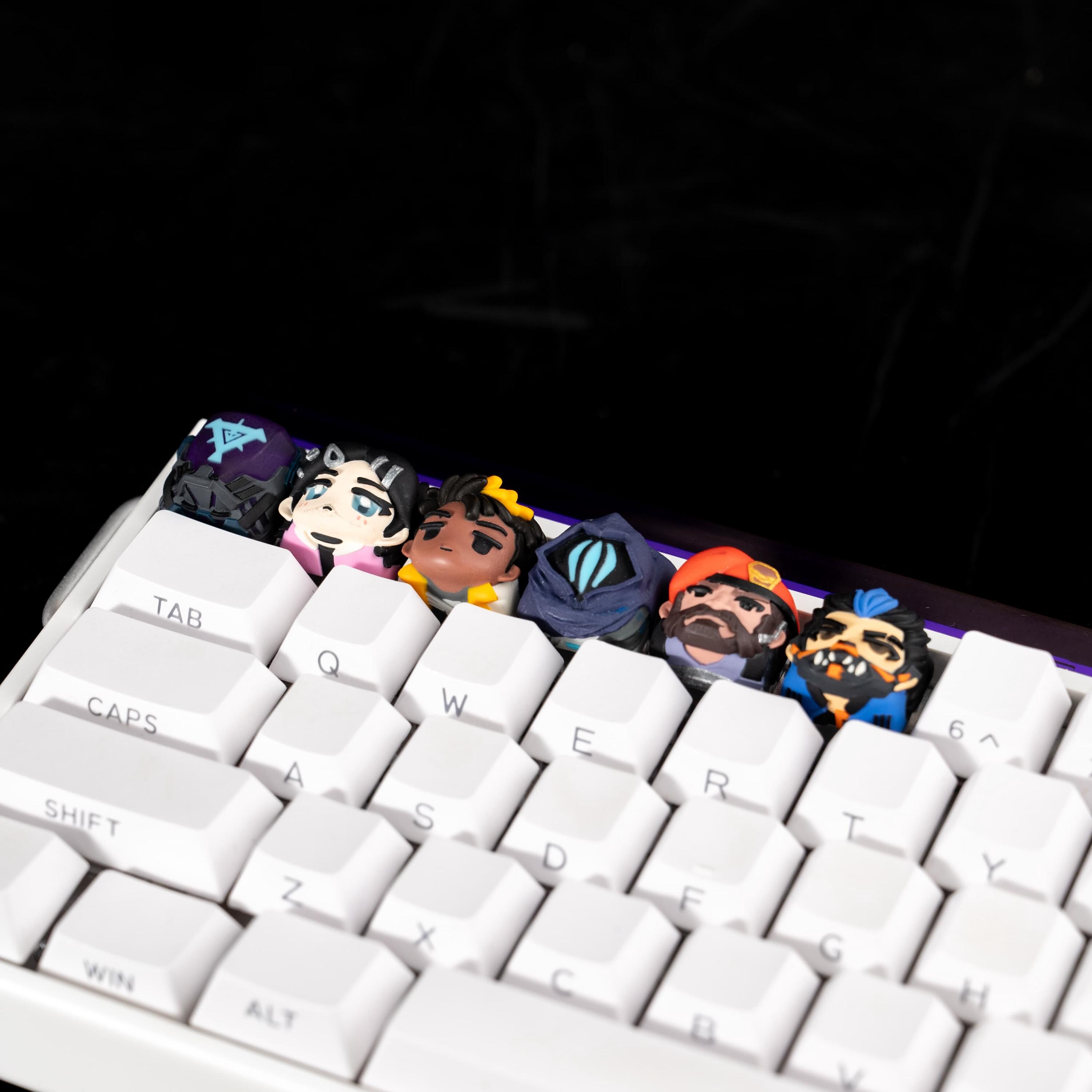 Multicam Keycaps Tactical Hero Chibi Artisan Keycap Set Handmade Resin Translucent ...