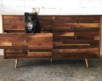 Mid-Century Dresser 6 Drawer in Walnut