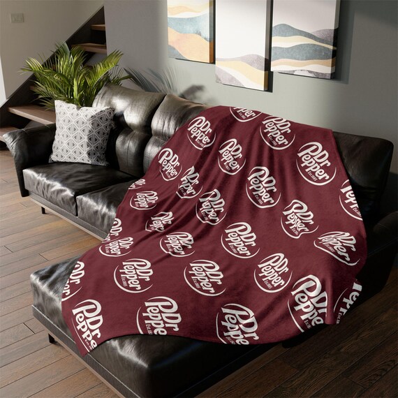 Retro Dr Pepper Velveteen Blanket, Classic Soda Print Plush Throw, Cozy Home & Dorm Blanket, Collector Gift for Drink Fans - Vintage Lovers