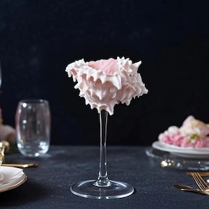 Seashell Drink Glasses: Beach Wedding Champagne Flutes