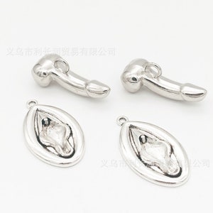 10 Stück 39 x 17 mm/42 x 24 mm Antik Silber Penis / Vagina Charms Zubehör