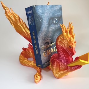 Flamewing Dragon Display – BookWyrm Inspired Holder for Books, Tablets & Phones | Fantasy Desk Bookshelf Decor