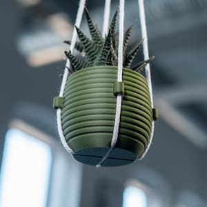 Hängande kruka – | Minimalistisk hängande kruka The Hive | Modern skandinavisk inredning
