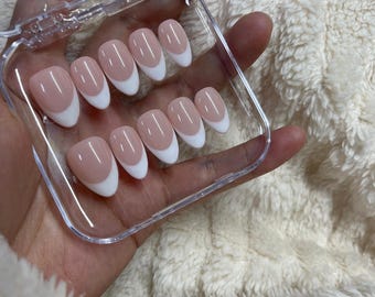 Unghie da sposa, unghie finte fatte a mano con fiori 3D, unghie finte Squoval, fiori in gel 3D, colore rosa sfumato, unghie Squoval, fiori da sogno