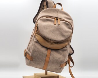 Backpack in  italian cotton canvas with leather details, Nota in sand color.MADE TO ORDER