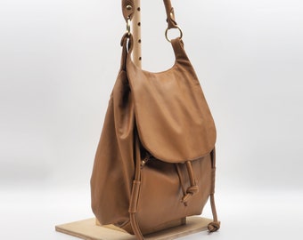 Handmade shoulder bag, backpack, messenger, named Daphne, in tan leather, MADE TO ORDER