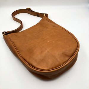 Handmade leather bag DROP in camel tone, shoulder bag image 6