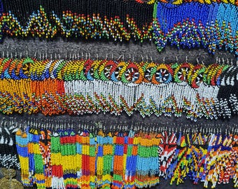 50 par pärlbesatta Maasai-örhängen: Partihandel med afrikanska boho-smycken