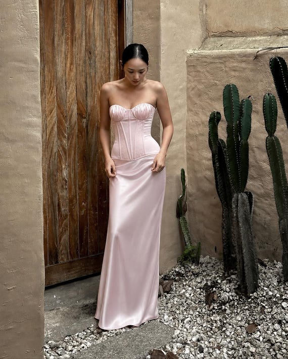 saylor bright white cherry crochet wynn mini dress L Cup size:G _badge-top-pick Jenny Yoo Bridesmaid Dress This sleeveless dress is