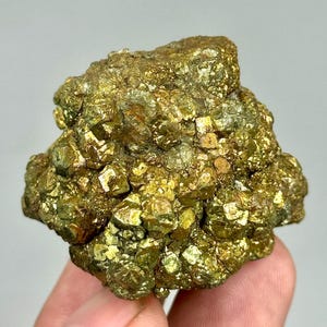 655 CRT Golden Pyrite Crystal Specimen | Natural Raw Metallic Cluster | Sparkling Mineral Display Stone for Collectors, Energy & Home Décor