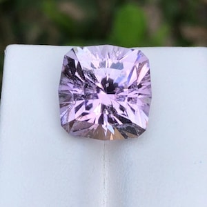 15 Ct Natural Kunzite Gemstone: Cushion Cut Pastel Pink Gem