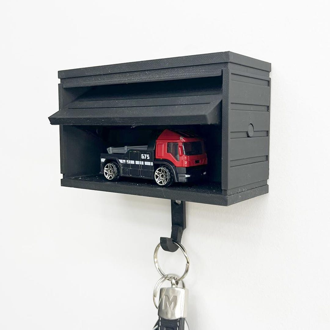 MONObility【KEY GARAGE】 Garage Keychain With Flat Roof With Working Garage Door and Space