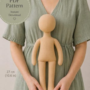 Base per bambola in stoffa fatta a mano, corpo per bambola da cucire da 25-28 cm / Cartamodello PDF + Presentazione / Bambola tessile neutra per progetti di bambole uniche e artistiche
