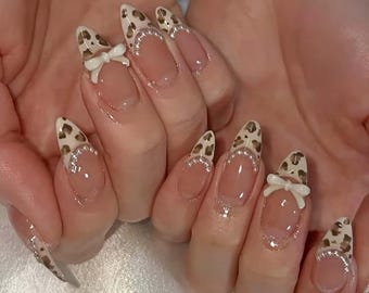 Leopard Cute nails ,French Nails,hand painted nail,custom press on nails,3D Nails,Almond Nails,Acrylic Nails,Minimalist nails,Girl gift