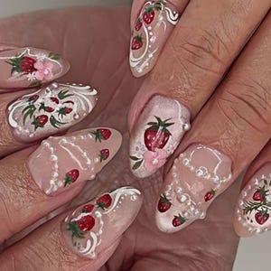 Cute Nails,French Nails,Minimalist,hand painted nail,custom press on nails,3D Nails,Almond Nails,Acrylic Nails,Birthday gift,Girl gift