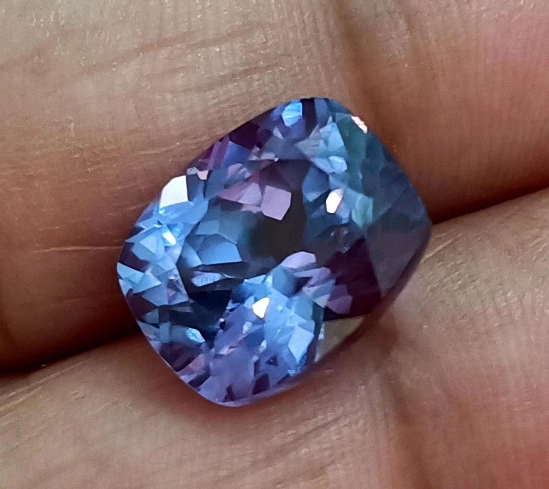 15 Ct Natural Montana Bi-color Change Sapphire Cushion Cut Loose ...