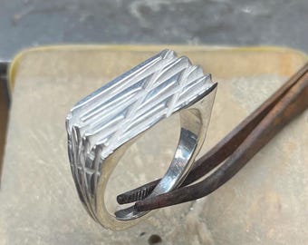 ZEUS Ring